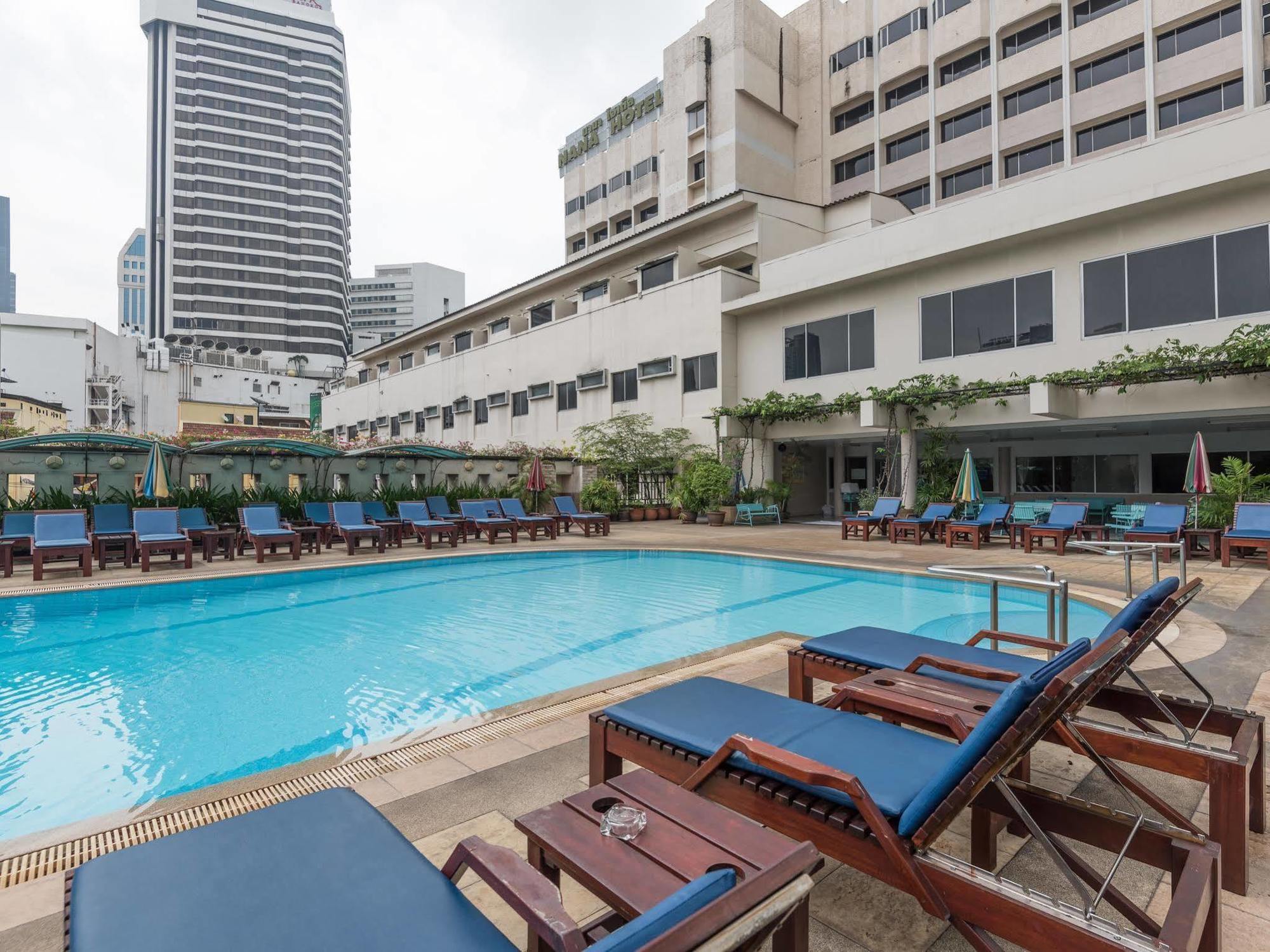 Nana Hotel Bangkok Bagian luar foto